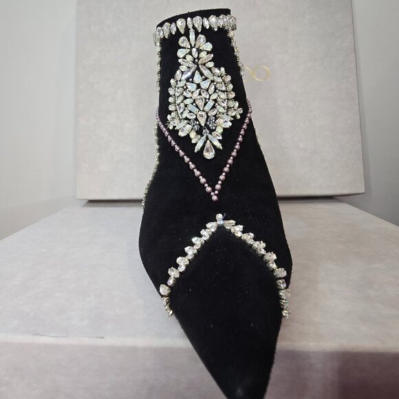 JIMMY CHOO Kendrix 100 - Suede Booties with Embroidery Black/White - Picture 7 of 15